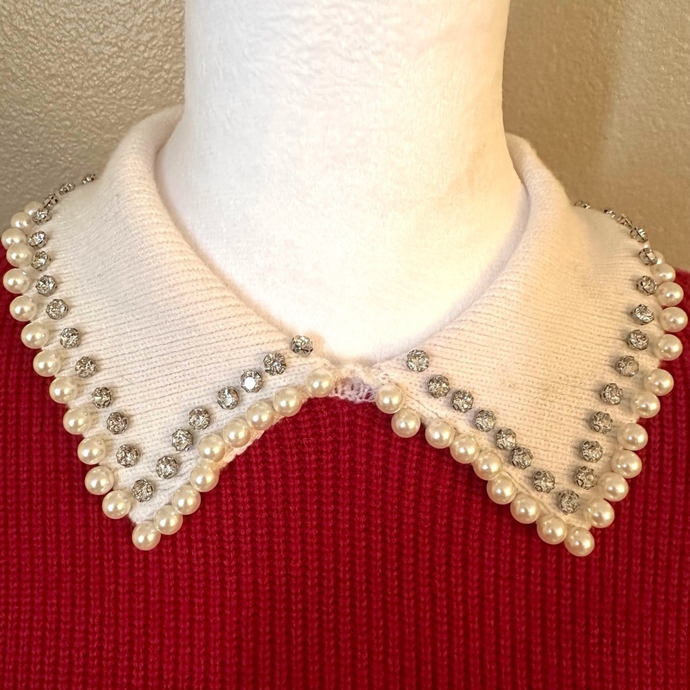 Chic Red Sweater with Embellished Collar - Picture 2 of 6